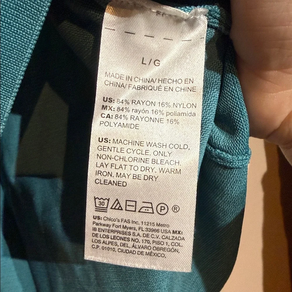 White House Black Market Ombre Blue Tank Top - Picture 4 of 5